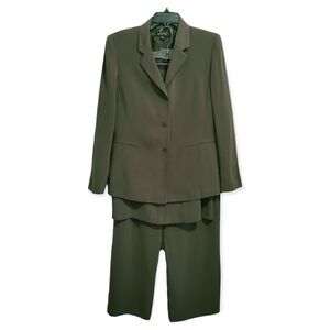Kasper olive green 3pc business suit 8P